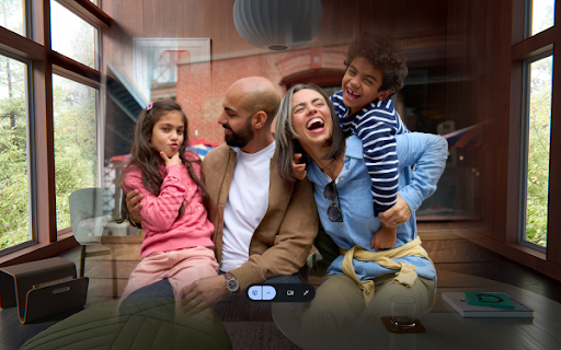 Ein Bild, auf dem ein 2D-Foto auf einem großen Bildschirm zu sehen ist.